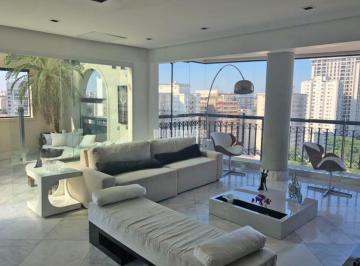Apartamento · 210m² · 3 Quartos · 4 Vagas · Cobertura com 3 quartos, 3 Suítes, 4 Vagas no Campo Belo