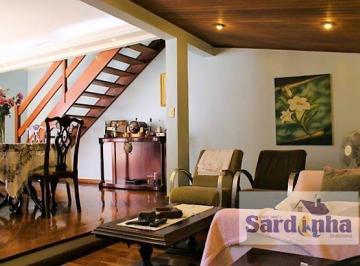 Casa · 212m² · 4 Quartos · em Parque Industrial das Oliveiras  -  Taboão da Serra