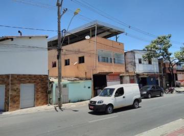 93317_30-1_120429.jpg · CASA COM PONTO COMERCIAL EM UMA DAS RUAS MAIS MOVIMENTADAS OITIS