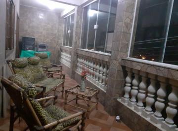 Casa · 300m² · 3 Quartos · 4 Vagas · Casa em 3 pavimentos!