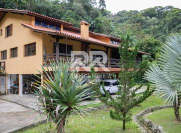 Casa · 530m² · 7 Quartos · 12 Vagas · Lindo Mini Sítio em Condomínio na Carlos Guinle