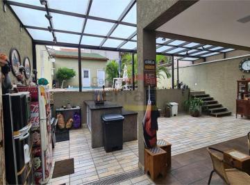 Casa · 298m² · 4 Quartos · 4 Vagas · Sobrado à venda Santa Teresinha