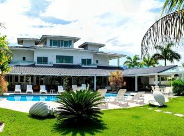 Casa · 750m² · 6 Quartos · 8 Vagas · Casa a venda na Marina Guarujá, frente para o Canal de Bertioga