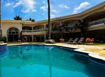Casa · 1400m² · 7 Quartos · 6 Vagas · Casa no Jardim Acapulco na praia de Pernambuco.