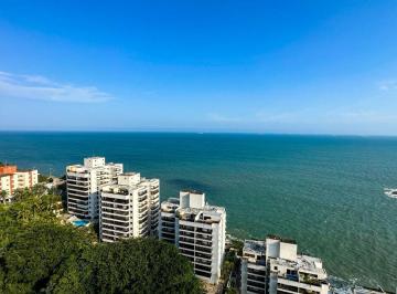 Apartamento · 448m² · 4 Quartos · 3 Vagas · Cobertura À VENDA no condomínio Tortugas na praia da Enseada em Guarujá