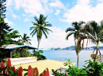 Apartamento · 163m² · 3 Quartos · 1 Vaga · Apartamento frente ao mar no Condomínio Península