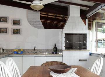 Casa · 184m² · 3 Quartos · 3 Vagas · Imóvel Frente ao Mar em Condomínio Fechado na Praia Da Enseada.