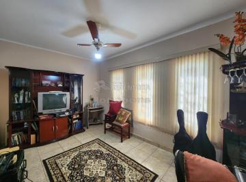 Casa · 220m² · 4 Quartos · 4 Vagas · Venda de casa localizada no bairro Jardim Nazareth com 04 quartos.