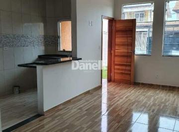 Casa · 72m² · 3 Quartos · 2 Vagas · Casa à venda, 3 quartos, 1 suíte, 2 vagas, Esplanada Santa Terezinha - Taubaté/SP