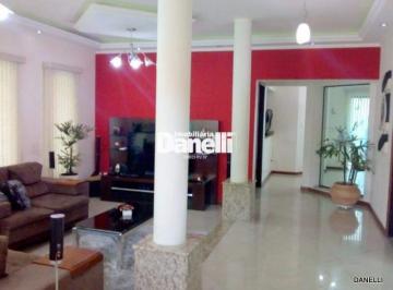Casa · 220m² · 3 Quartos · 3 Vagas · Casa à venda, 3 quartos, 1 suíte, 3 vagas, Granja Daniel - Taubaté/SP