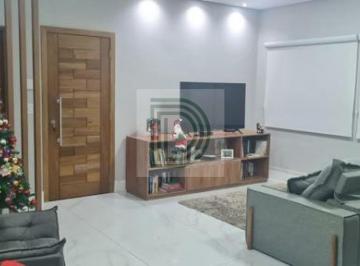 Casa · 176m² · 3 Quartos · 3 Vagas · Belo sobrado na Lapa, 3 suítes.