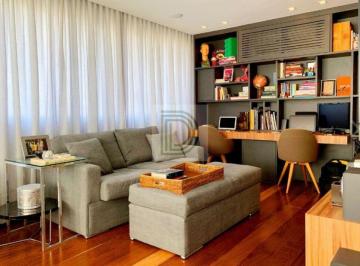 Apartamento · 157m² · 3 Quartos · 3 Vagas · Apartamento impecável , recém reformado.