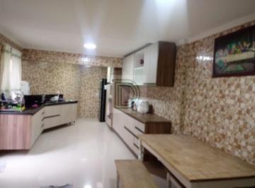Casa · 250m² · 3 Quartos · 3 Vagas · Excelente sobrado no Jaguaré. São 3 dormitórios, sendo 1 suíte.