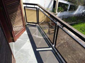 Casa · 330m² · 4 Quartos · 5 Vagas · Excelente sobrado isolado com 330 m², localizado no Jardim das Vertentes