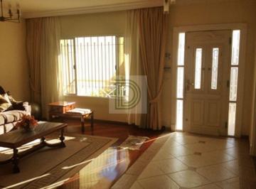 Casa · 290m² · 4 Quartos · 4 Vagas · Maravilhoso sobrado, acabamento finíssimo!