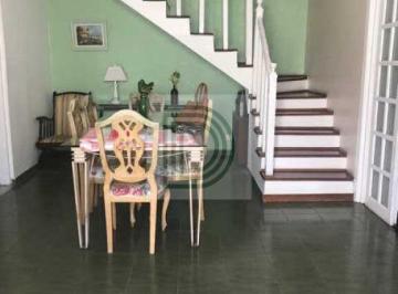 Casa · 241m² · 5 Quartos · 3 Vagas · Sobrado em rua sem saída, com terreno de 368 mts no Jd Bonfiglioli