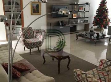 Casa · 300m² · 4 Quartos · 8 Vagas · Linda casa térrea - 4 dormitórios, sendo 2 suítes - Butantã