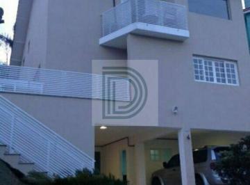 Casa · 250m² · 3 Quartos · 4 Vagas · LInda casa em condomínio fechado na Granja Viana