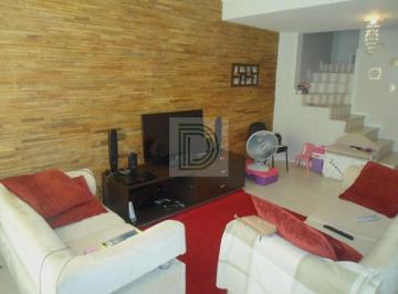 Casa · 120m² · 2 Quartos · 2 Vagas · Excelente Sobrado | Quintal Amplo | 2 Vagas - Jd Ester