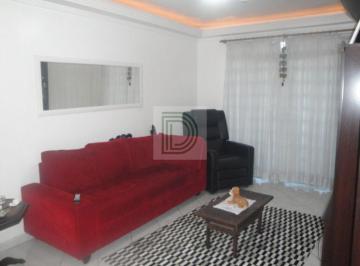 Casa · 125m² · 3 Quartos · 2 Vagas · Ótimo imóvel com 3 dormitórios, 1 suíte todos com armários