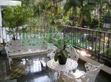 Apartamento · 180m² · 4 Quartos · 3 Vagas · LINDO APARTAMENTO COM 4 DORMITÓRIOS, SENDO 2 SUÍTES.