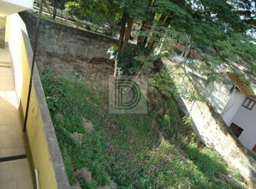 Terreno · 752m² · TERRENO EM ÓTIMA LOCALIZAÇÃO.