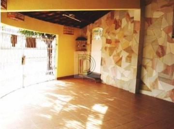 Casa · 115m² · 3 Quartos · 2 Vagas · Sobrado com 3 dormitórios (1 suíte)