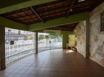 Casa · 115m² · 3 Quartos · 2 Vagas · Sobrado com 3 dormitórios (1 suíte)