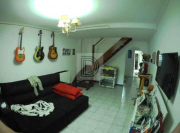 Casa · 80m² · 2 Quartos · 1 Vaga · Sobrado em excelente localização, 2 dormitórios com armários