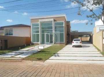 Casa · 587m² · 4 Quartos · 7 Vagas · Maravilhosa casa nova em condomínio fechado