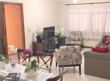 Casa · 200m² · 3 Quartos · 2 Vagas · Excelente sobrado em em ótima localização. Venham conferir!