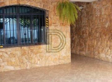 Casa · 200m² · 3 Quartos · 2 Vagas · 03 DORMITÓRIOS, SENDO 01 SUÍTE, TODOS COM ARMÁRIOS