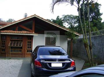 Casa · 300m² · 3 Quartos · 6 Vagas · LINDA CASA TÉRREA NA GRANJA VIANA PARA FINS COMERCIAIS