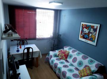 Apartamento · 50m² · 2 Quartos · 1 Vaga · Ótimo apartamento, na rua em frente ao Colégio Gonçalves Lêdo