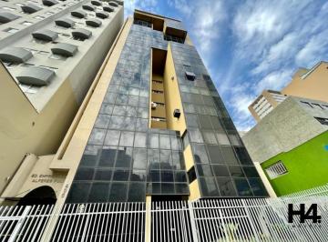 Comercial · 57m² · 1 Vaga · Conjunto comercial no centro de Curitiba, ao lado