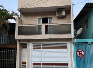 Casa · 125m² · 2 Quartos · 1 Vaga · Sobrado à Venda em Santana de Parnaíba / SP