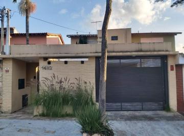 Casa · 200m² · 3 Quartos · 4 Vagas · Sobrado Residencial 3 Dormitórios no Planalto Paulista com 200 m2.
