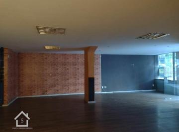 Comercial · 210m² · 2 Vagas · Loja próximo a Praça da Liberdade