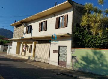 Casa · 229m² · 6 Quartos · 4 Vagas · Casa à venda no bairro Baependi - Jaraguá do Sul/SC