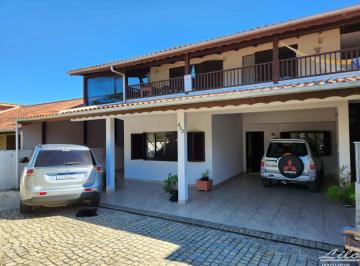 Foto 23 · Sobrado com 2 moradias independentes com 180m².