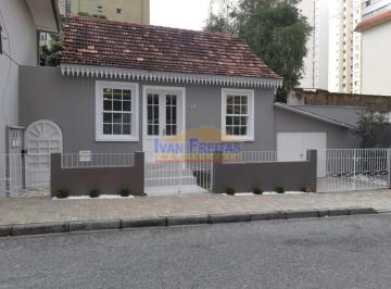2217805820.jpg · Residência no estilo colonial no Água Verde