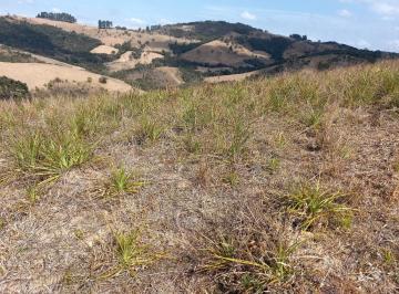 foto paramica · Terreno a venda em Senador Amaral, MG