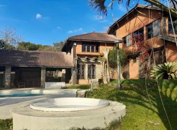 79863645f40c830ecceff2c275b3b632368206ab · Casa 05 Dormitórios para venda po R$. 1.350.000,00 ou Locação, m² por R$ 10.000,00  o Pacote  - 480m