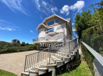 Casa · 900m² · 6 Quartos · 4 Vagas · Belíssima casa em condomínio no Alto do Capivari