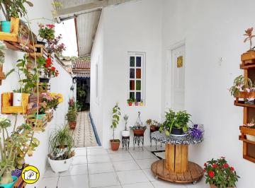 Foto 01 · Imperdível oportunidade: Casa à venda em Peruíbe-SP, bairro Samburá, 3 quartos, 1 suíte, 2 salas, 2