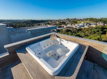 jacuzzi no terraço · Casa nova em condomínio com 04 suítes!!!