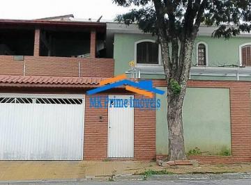 Casa · 240m² · 4 Quartos · 2 Vagas · Casa com 4 Quartos e 4 banheiros à Venda, 240 m²