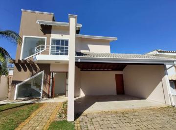 Casa · 234m² · 3 Quartos · 2 Vagas · Linda casa á venda no condomínio Portal dos Pássaros