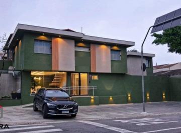 Casa · 200m² · 7 Vagas · Sobrado Residencial / Comercial no Nova Petropolis com ponto excelente para clinicas médicas, consul