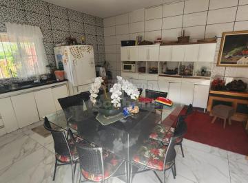Casa · 275m² · 4 Quartos · 2 Vagas · Casa Padrão em São José do Rio Preto